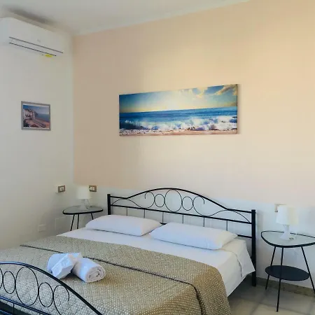 Pizzomunno E Cristalda Bed & Breakfast