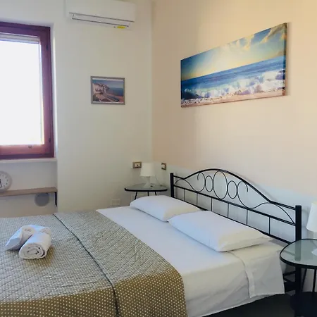 Pizzomunno E Cristalda Bed & Breakfast 4*