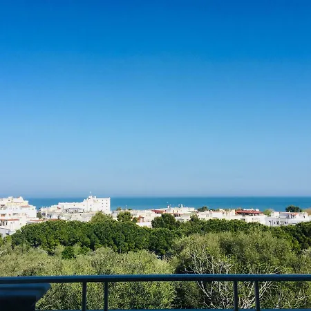 Nocleg ze śniadaniem Pizzomunno E Cristalda 4*