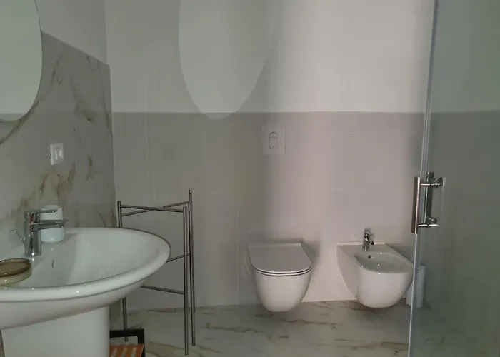 Alojamento de Acomodação e Pequeno-almoço Pizzomunno E Cristalda 4*